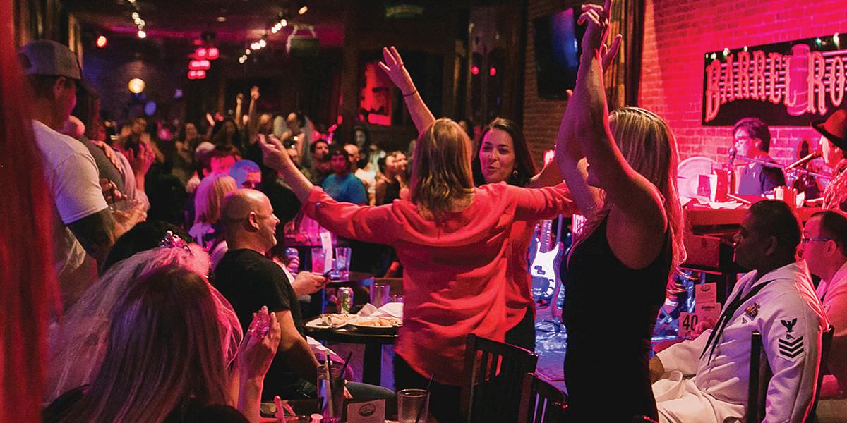 Enjoy Barrel Room S Dueling Piano Show In Downtown Portland