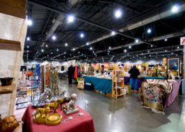 America’s Largest Antique & Collectible Show @ Portland Expo Center | Early Buyers Day, Vintage Collectibles, Clothing, Glassware, Toys, Dolls & More! America’s Largest Antique and Collectible Show