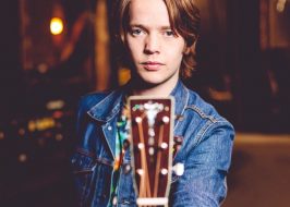 Win Tickets ($40): Billy Strings @ Revolution Hall | Folk, Bluegrass BILLY STRINGS