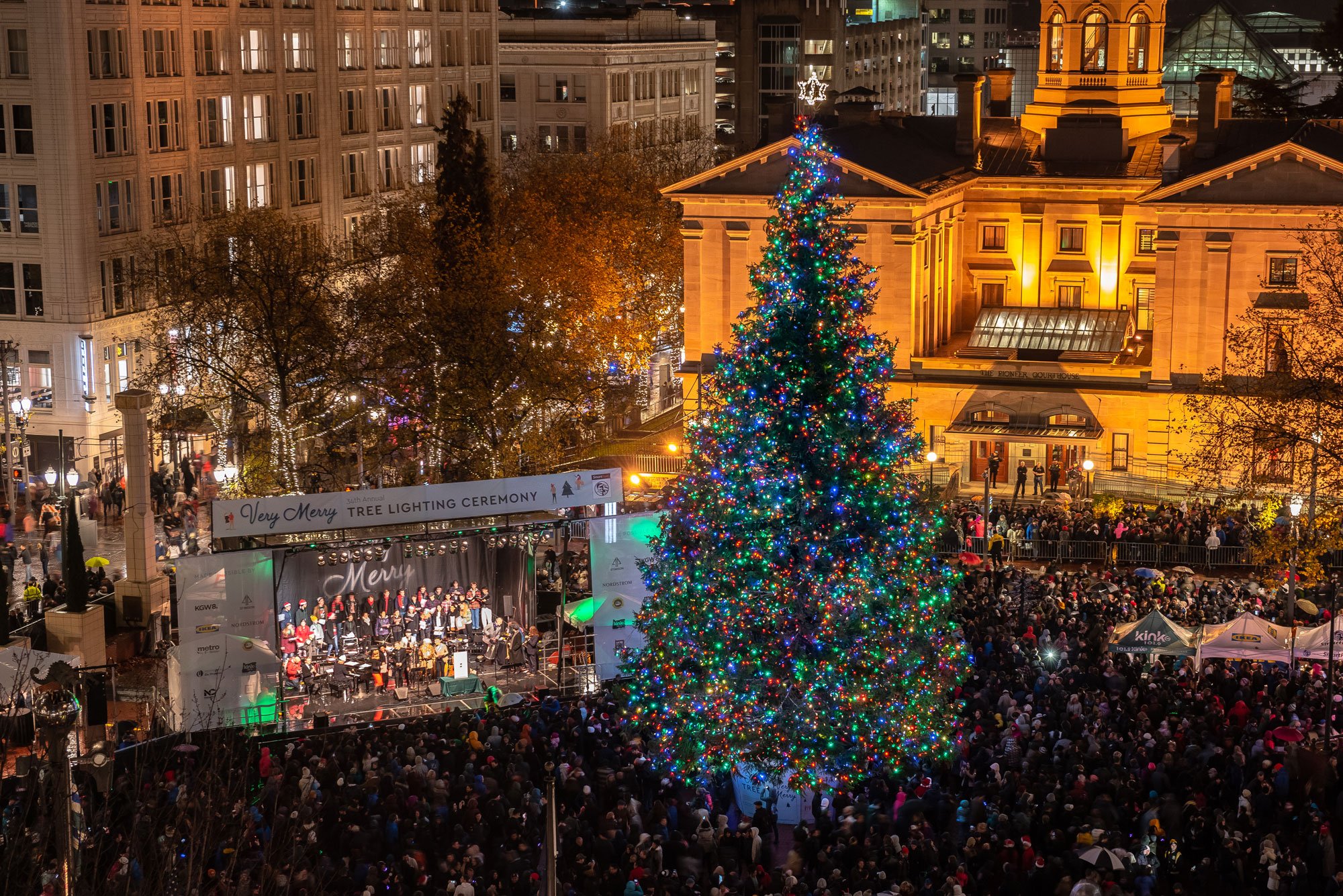 Downtown Portland 2019 Christmas / Holiday Tree Lighting, Sing-A-Long, Hot Chocolate | Pioneer ...