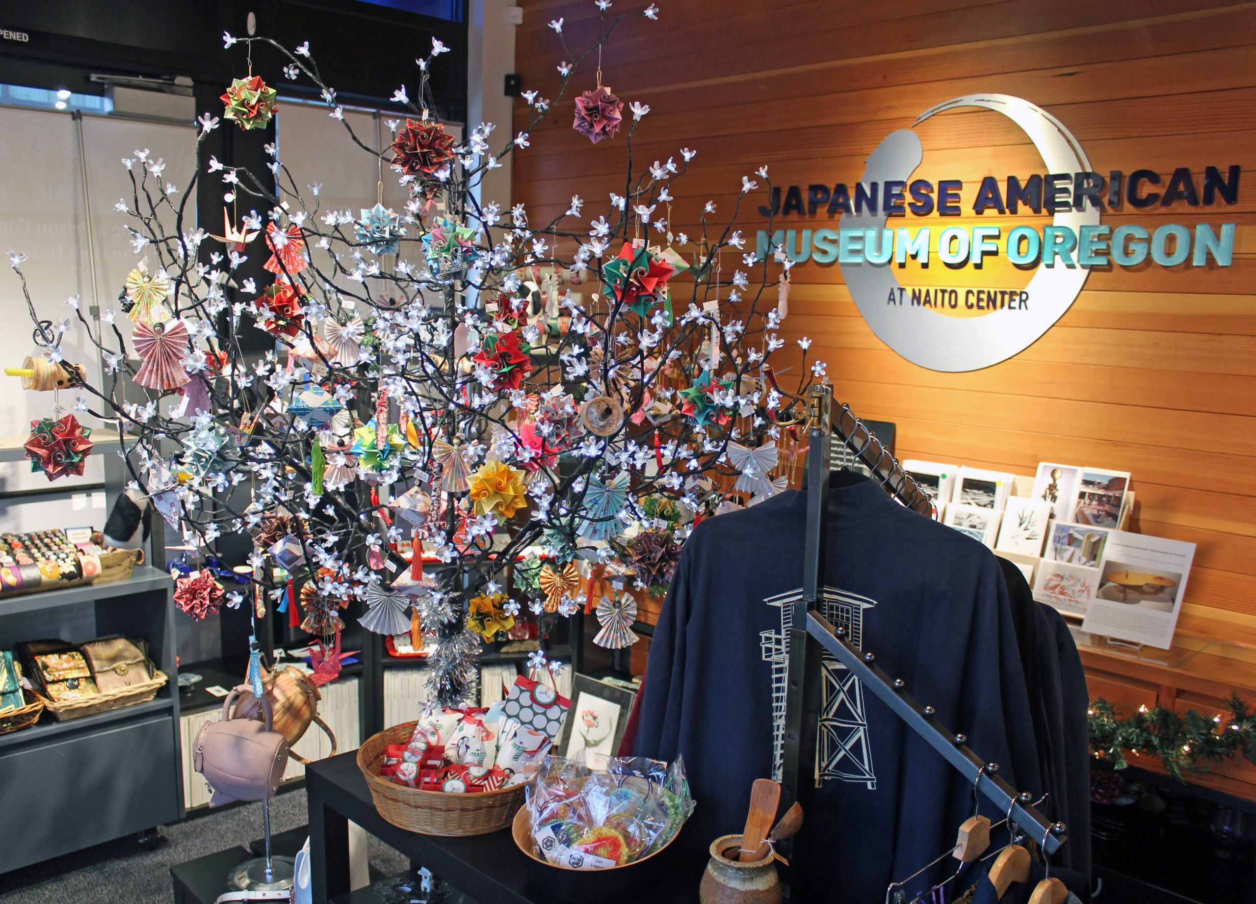 Omiyage holiday shop japanese american museum of oregon in downtown